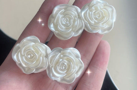 Flower hair clips